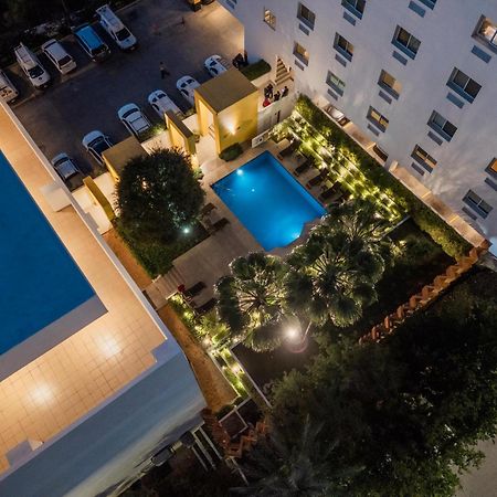 Comfort Inn Monterrey Valle San Pedro Garza Garcia Exterior photo