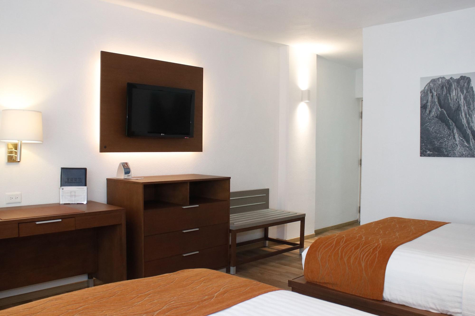 Comfort Inn Monterrey Valle San Pedro Garza Garcia Exterior photo