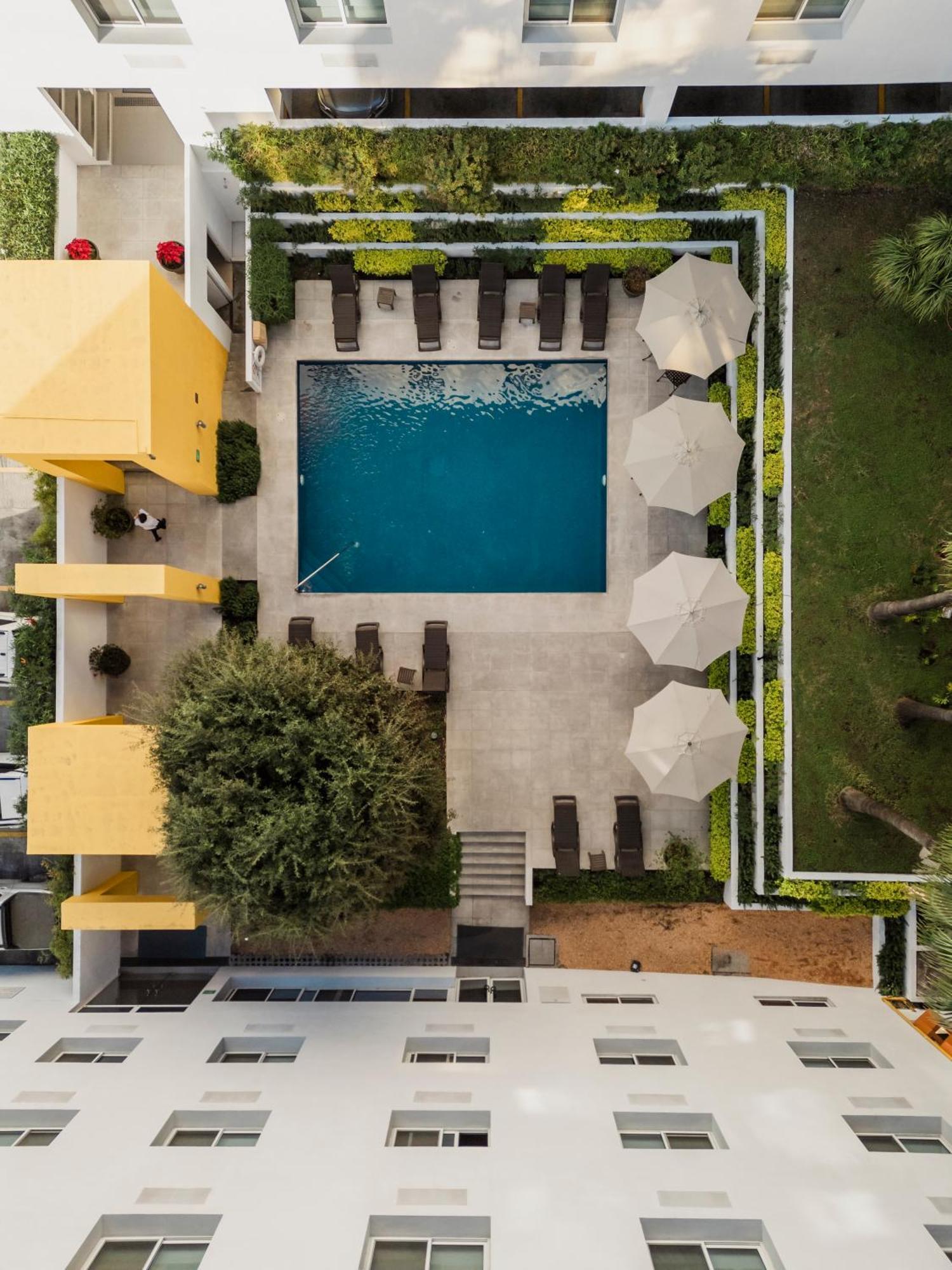 Comfort Inn Monterrey Valle San Pedro Garza Garcia Exterior photo